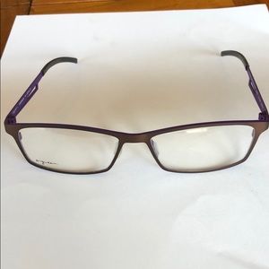 Or green titanium frame